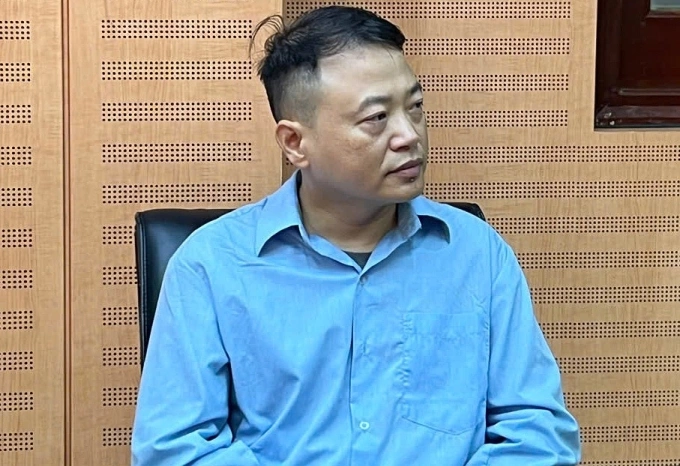 Shark Bình bị khở:i t:ố tội thứ 3, Oanh khóc hết nước mắt mấ:t thôi