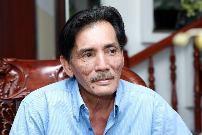 Xót xa tình trạng của nghệ sĩ Thương Tín trước khi qua đời: Nhắc đến người vợ trẻ, ai cũng lắc đầu không biết nói sao