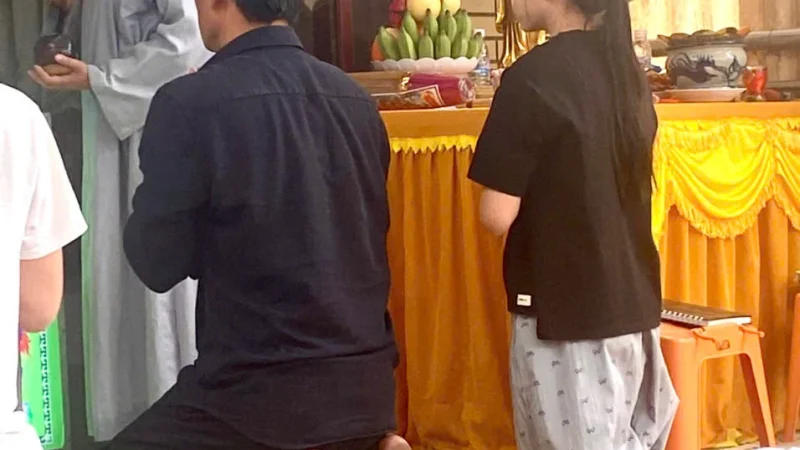 Cạn tình cạn nghĩa như vợ 4 Thương Tín: Ông nhiều lần xin gặp con gái nhưng không được, lúc mất không nhắm nổi mắt, con gái đến chuyện tâm linh xảy ra