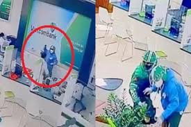 Vụ cư:ớ:p ngân hàng ở Gia Lai. Lý giải việc tiền được nhân viên giấu vào sọt rác: Vẫn chưa bắt được 2 kẻ này, chứng tỏ đã có tính toán rất kỹ và cực kỳ thông minh